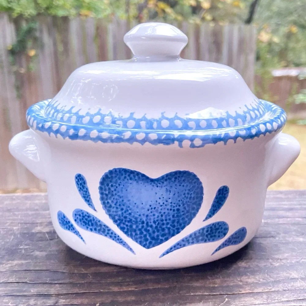 Blue and White Heart Design Ceramic Pot with Lid. Vintage Bowl Candy Dish